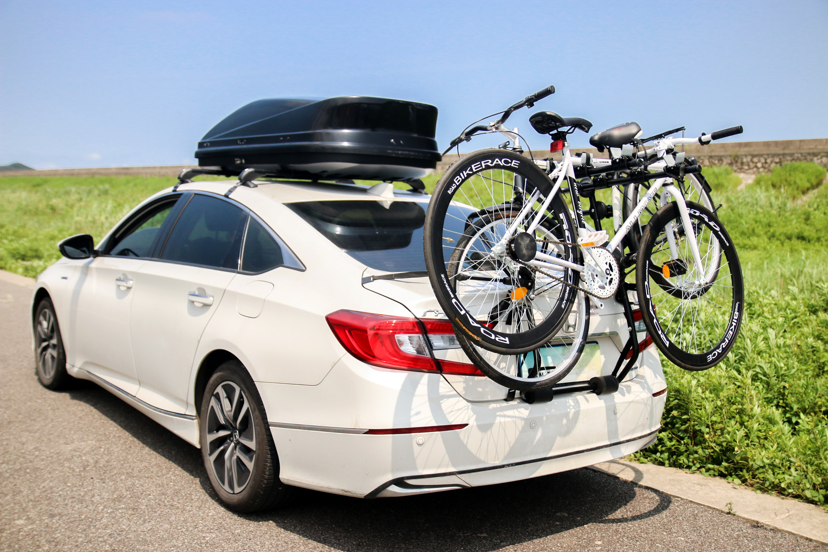 1trunk bike rack.jpg